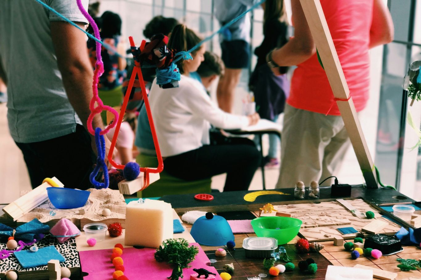 Jugendliche in einem Workshop, Aufklärung, Sexualpädagogik, Zyklus, Verhütung, Pubertät, Menstruation, Prävention